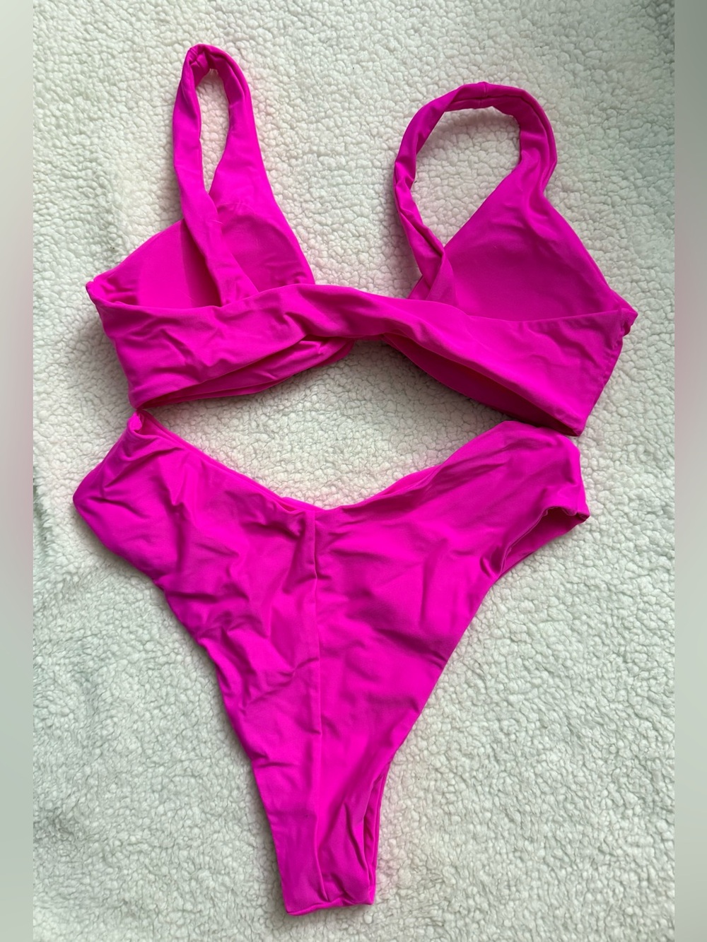 geluboao Bikini. Solid V Neck Knot Front Push Up High Leg Thong Swimsuit - Picture 3 of 7